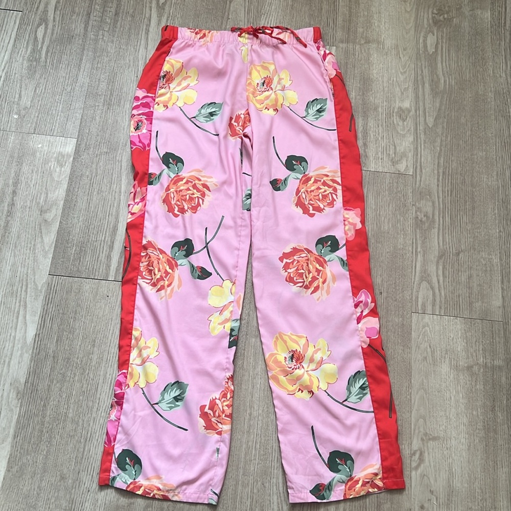 Victoria's Secret Satin Pajama Floral Sleep Pants - Picture 6 of 10